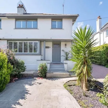 Peaceful Family Home With Garden & Parking At 'Helvellyn' Falmouth Exterior foto