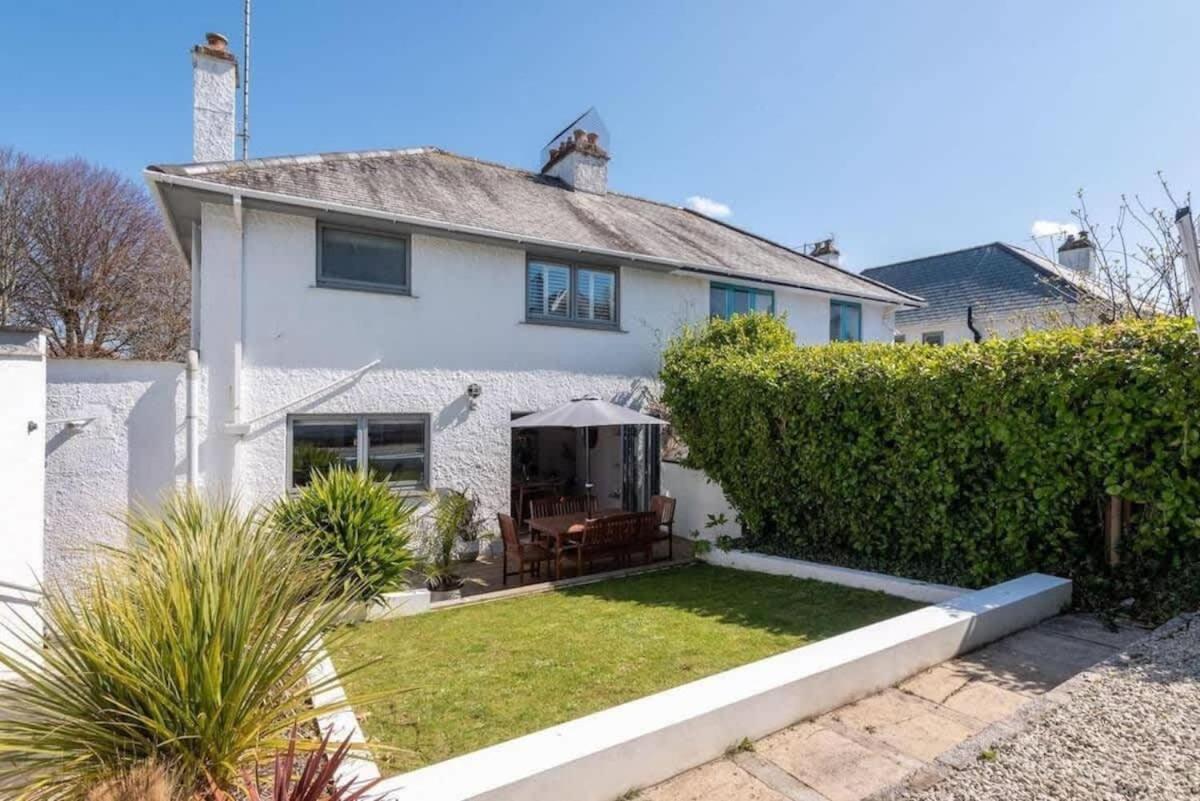 Peaceful Family With Garden & Parking At 'helvellyn' * Falmouth