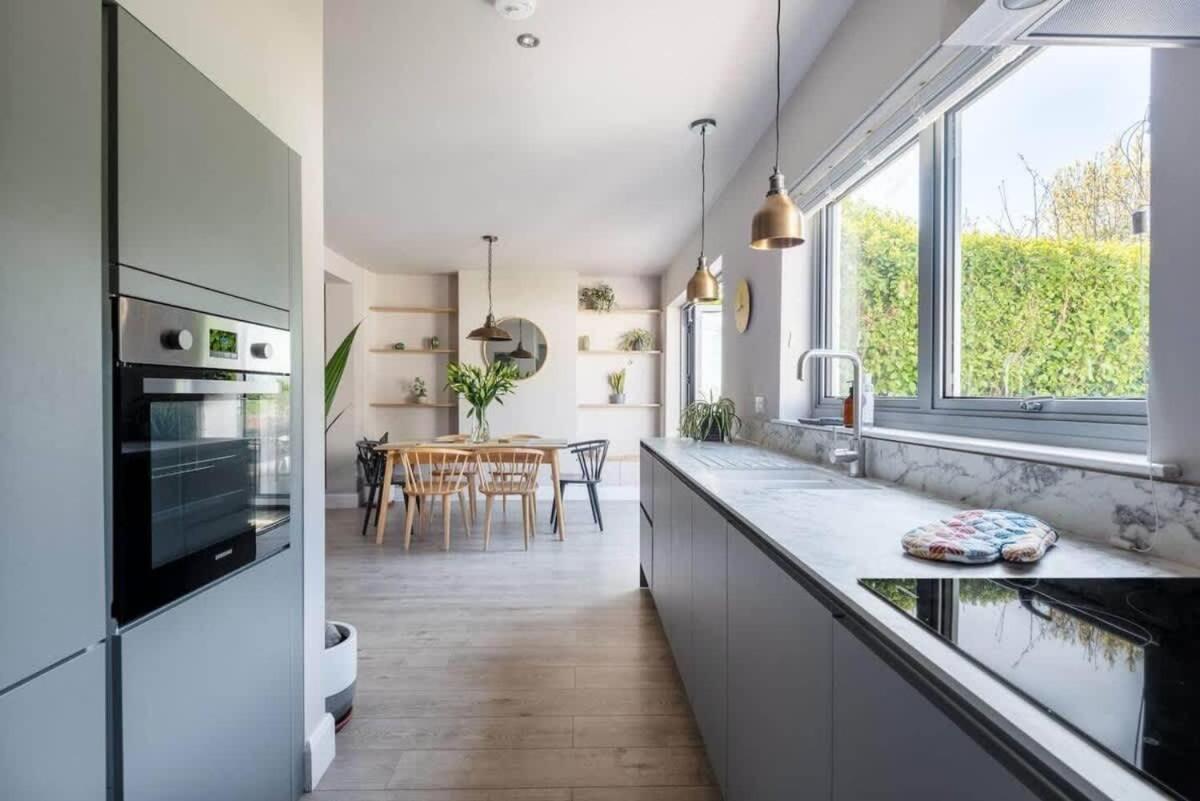 Peaceful Family With Garden & Parking At 'helvellyn' Holiday home