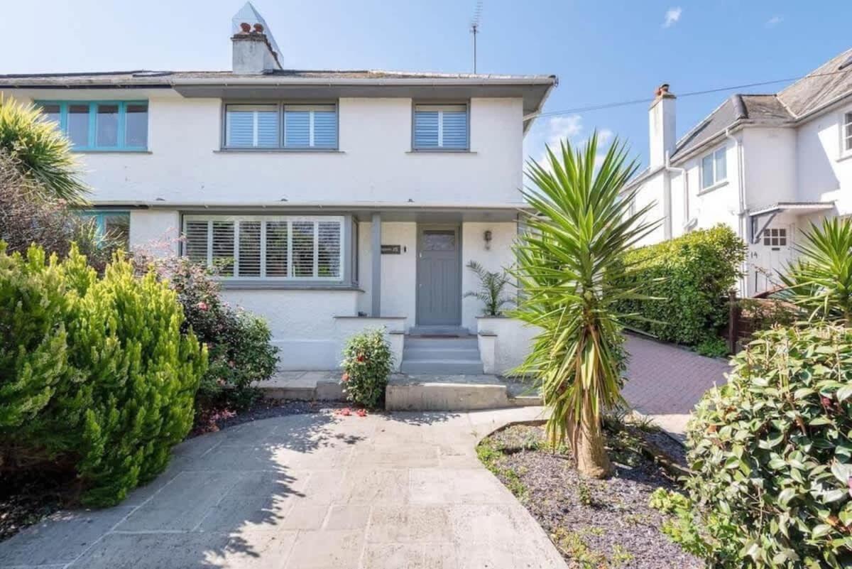 Peaceful Family With Garden & Parking At 'helvellyn' *